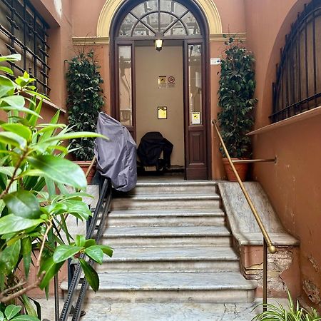 Nazionale Palace Suites Rome Bagian luar foto