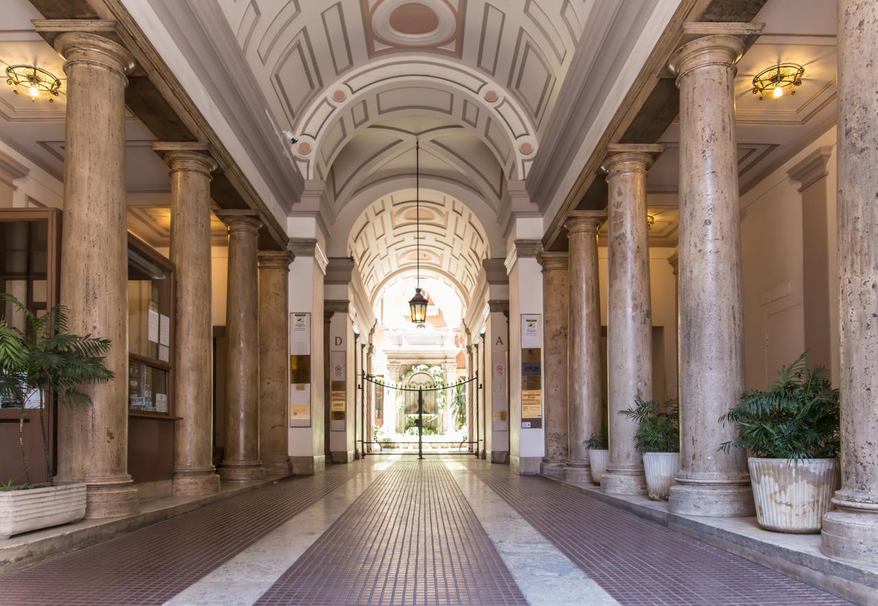 Nazionale Palace Suites Rome Bagian luar foto