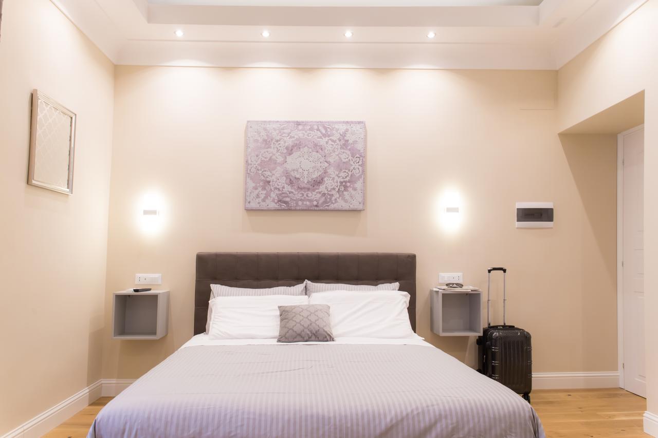 Nazionale Palace Suites Rome Bagian luar foto