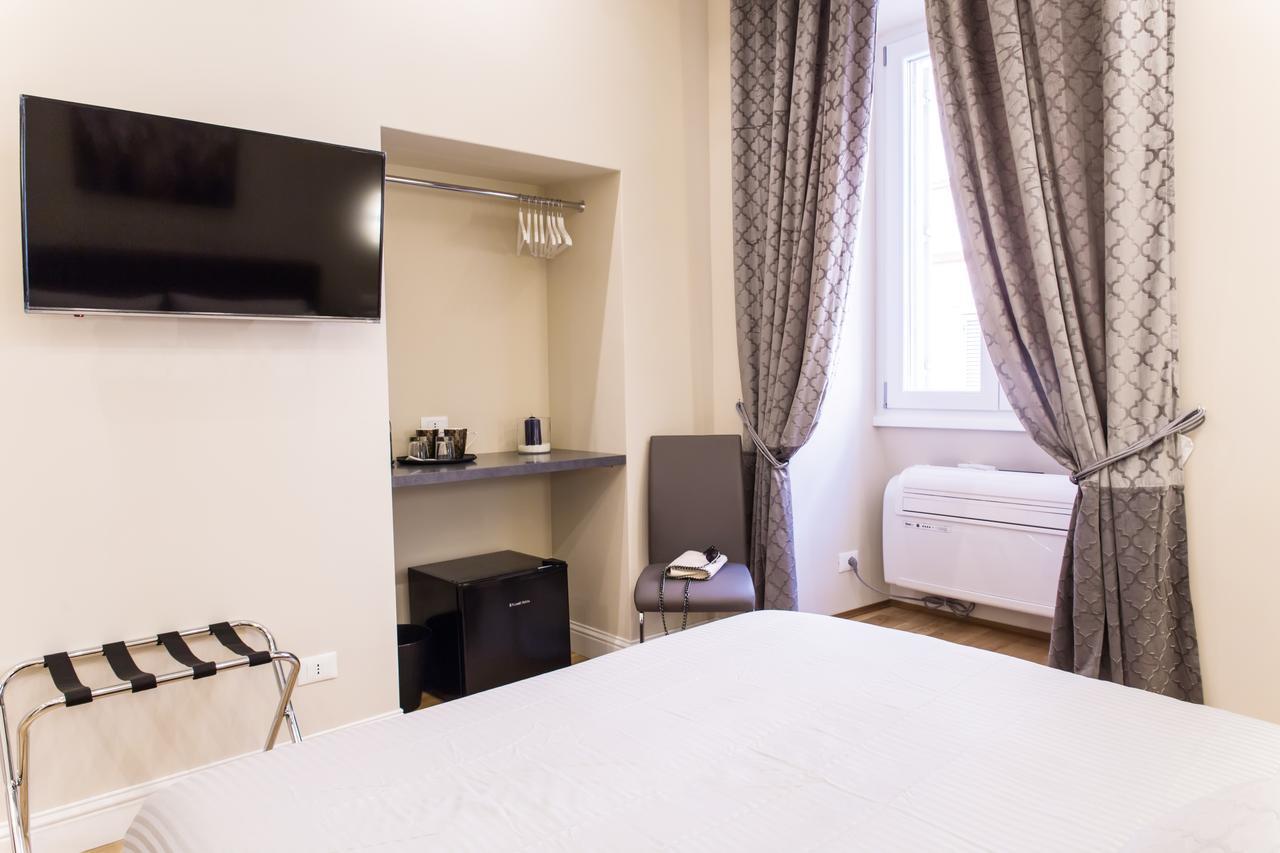 Nazionale Palace Suites Rome Bagian luar foto