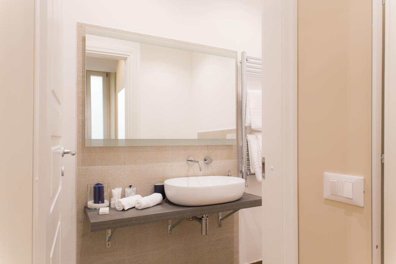 Nazionale Palace Suites Rome Bagian luar foto